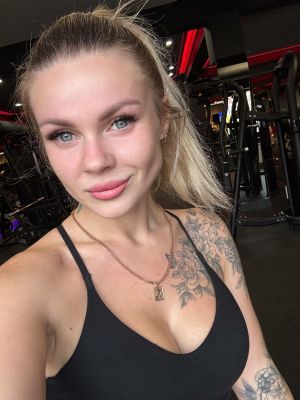 шлюха Аделина *★*VIP*★* (Новый Уренгой)