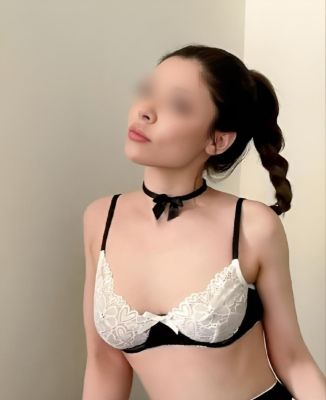 шлюшка Лана впервые в нуре (Новый Уренгой)