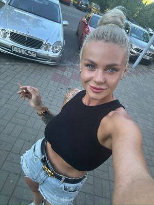 Аделина Я РЕАЛЬНАЯ — анкета девушки и фото